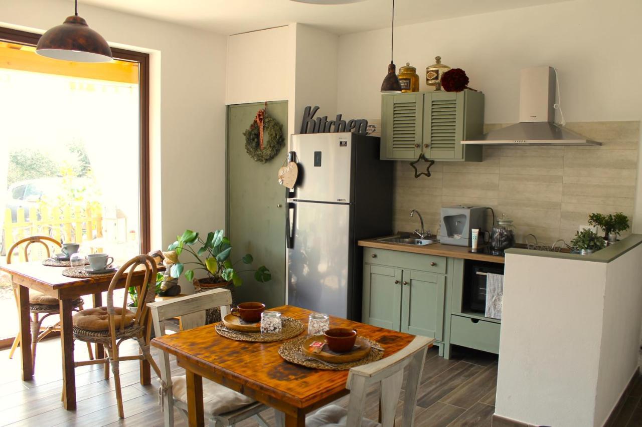 Agriturismo B&B Le Casette Sul Garda Cavaion Veronese Bagian luar foto