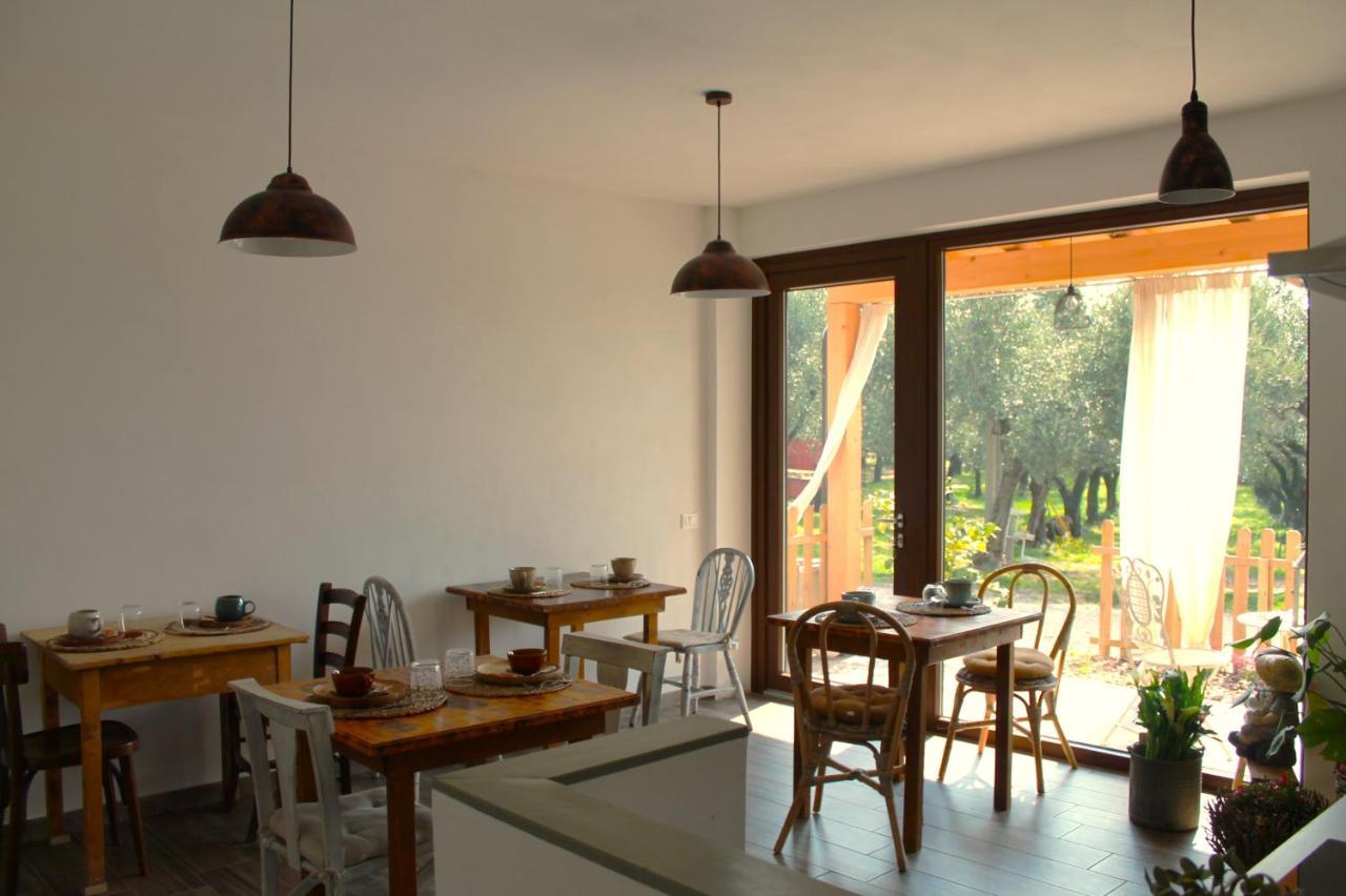 Agriturismo B&B Le Casette Sul Garda Cavaion Veronese Bagian luar foto